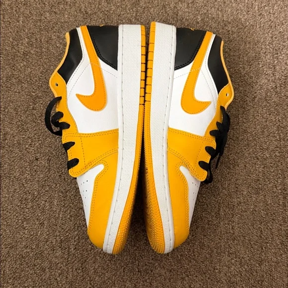 Taxi dunks - Picture 2 of 6